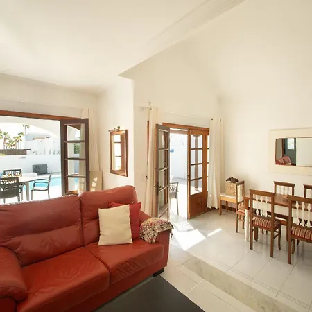 Leonor By Interhome
